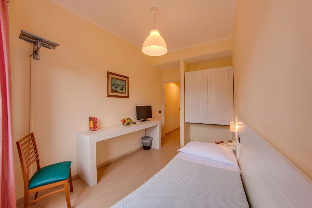 Hotel Del Golfo - Dependance Procchio  Chambre photo
